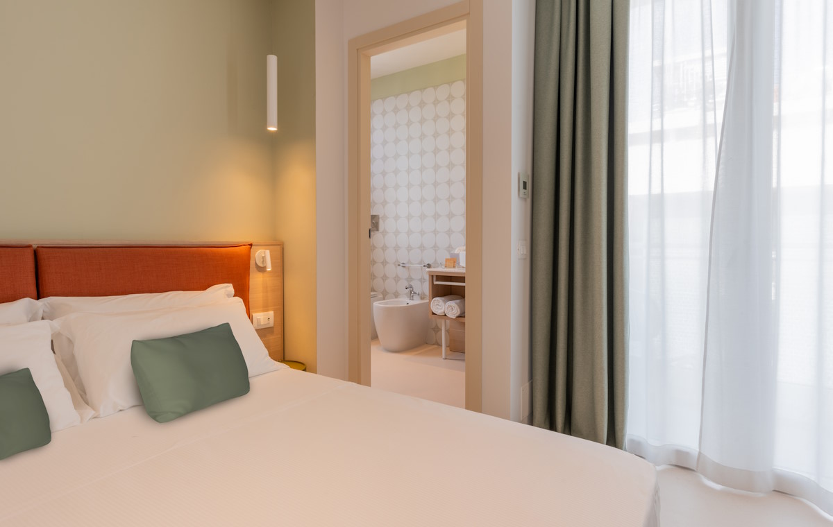 1 camera-double-top-con-bagno-hotel-haway-gallery